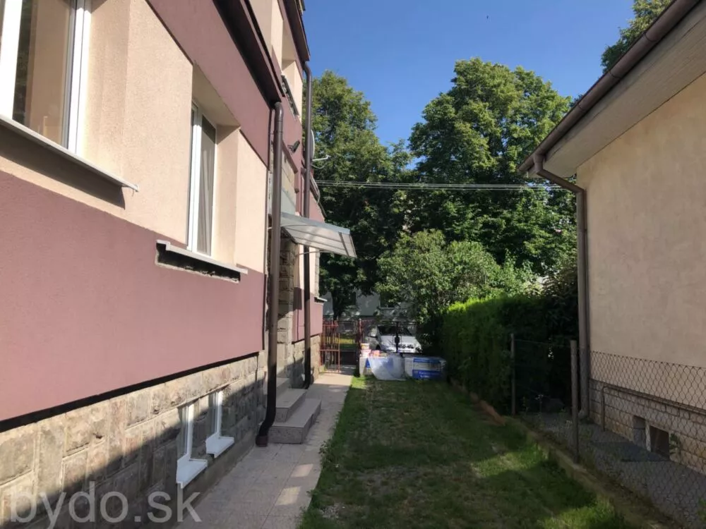 Rodinný dom na predaj, blízko centra, Michalovce, 97010_1