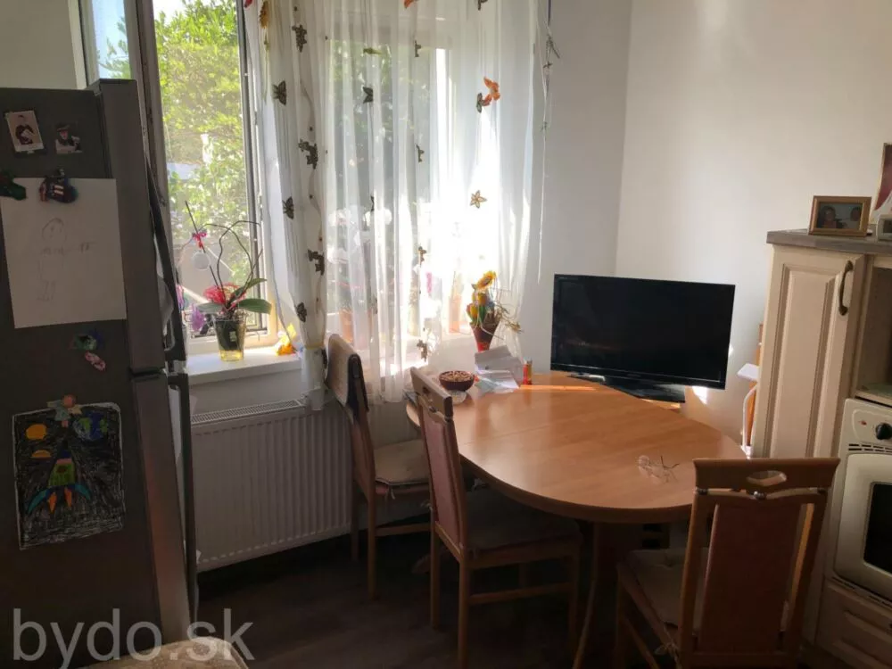 Rodinný dom na predaj, blízko centra, Michalovce, 97010_8