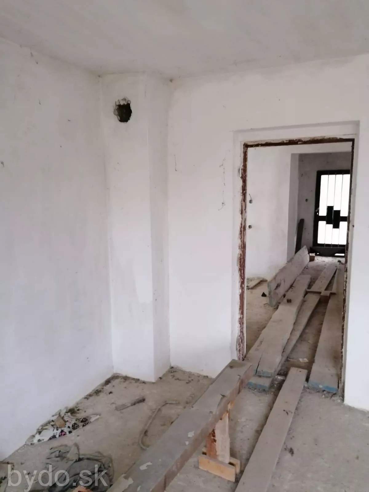 Rodinný dom na predaj, Veľká Čalomija, 99739_1