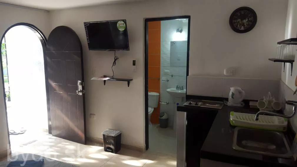 Krasny dvojposchodový dom  v Santa Marta v Kolumbii, 100313_15