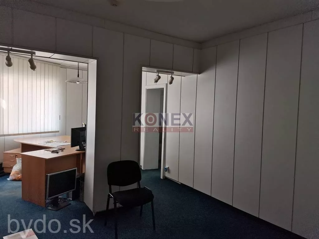 Podnikateľský objekt s výbornou strategickou polohou na východe Slovenska., 100837_5