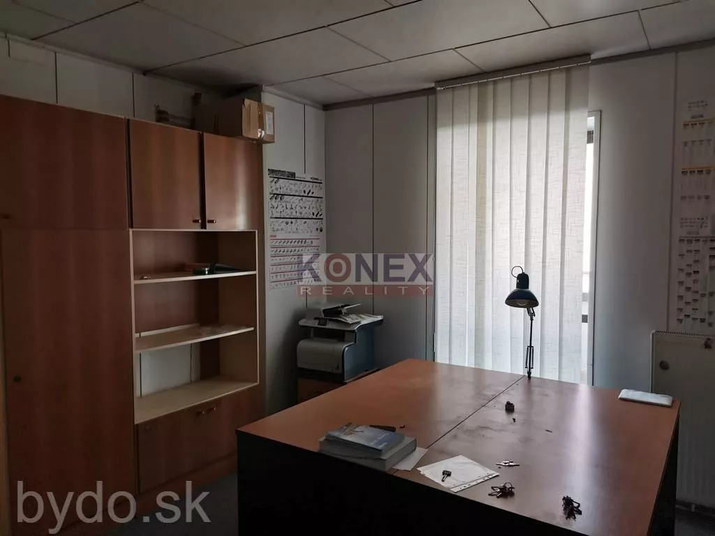 Podnikateľský objekt s výbornou strategickou polohou na východe Slovenska., 100837_7