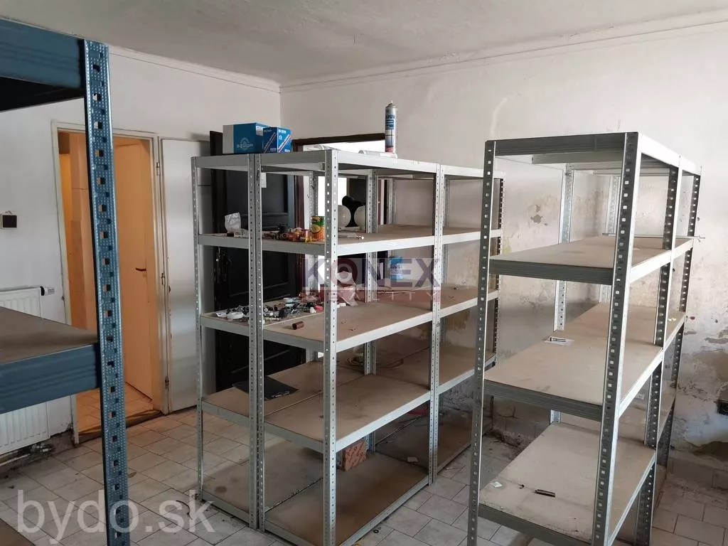 Podnikateľský objekt s výbornou strategickou polohou na východe Slovenska., 100837_9