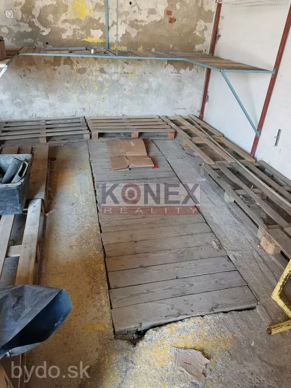 Podnikateľský objekt s výbornou strategickou polohou na východe Slovenska., 100837_10