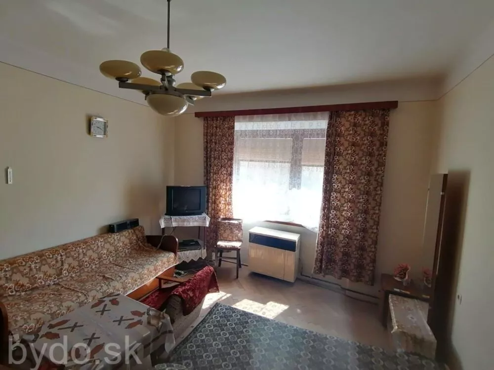 Rodinný dom na predaj, Plášťovce, 101160_10