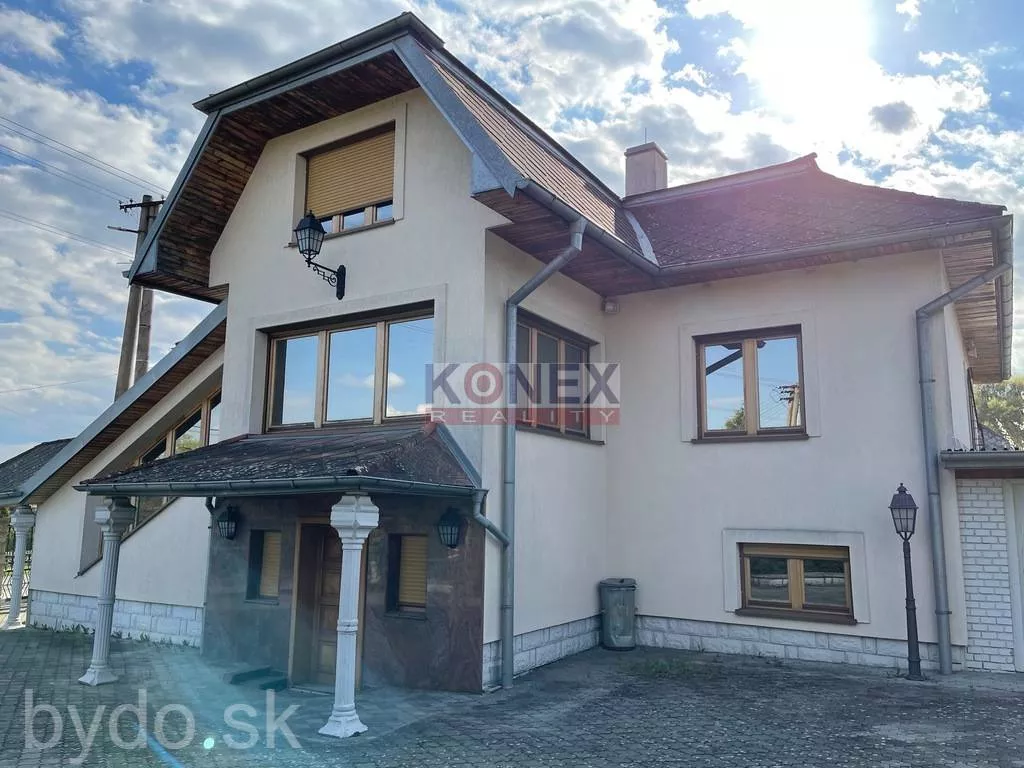 EXKLUZÍVNA PONUKA! Rodinný dom v obci Brehov., 102158_1