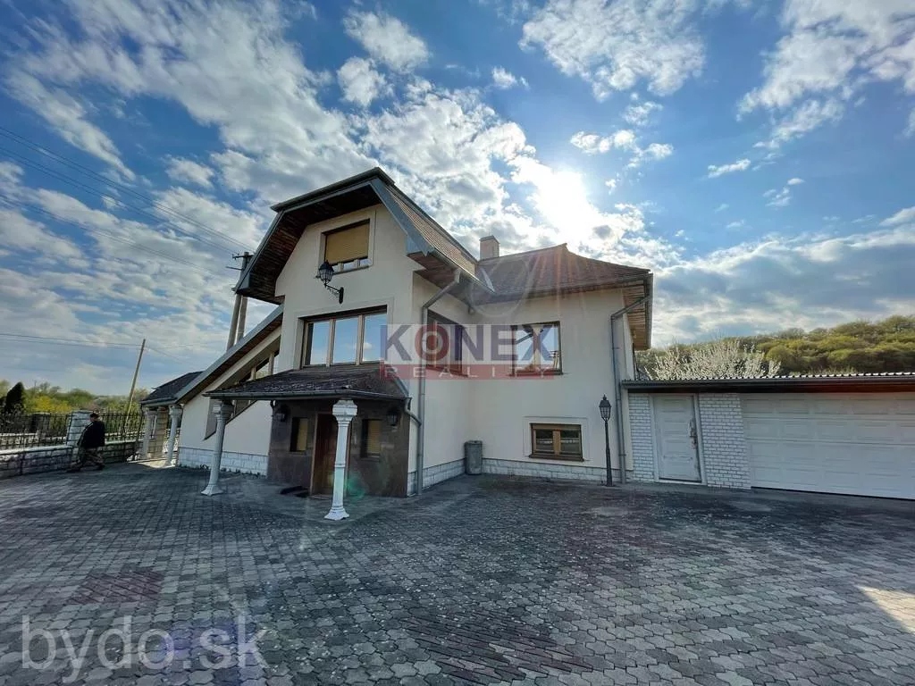 EXKLUZÍVNA PONUKA! Rodinný dom v obci Brehov., 102158_2