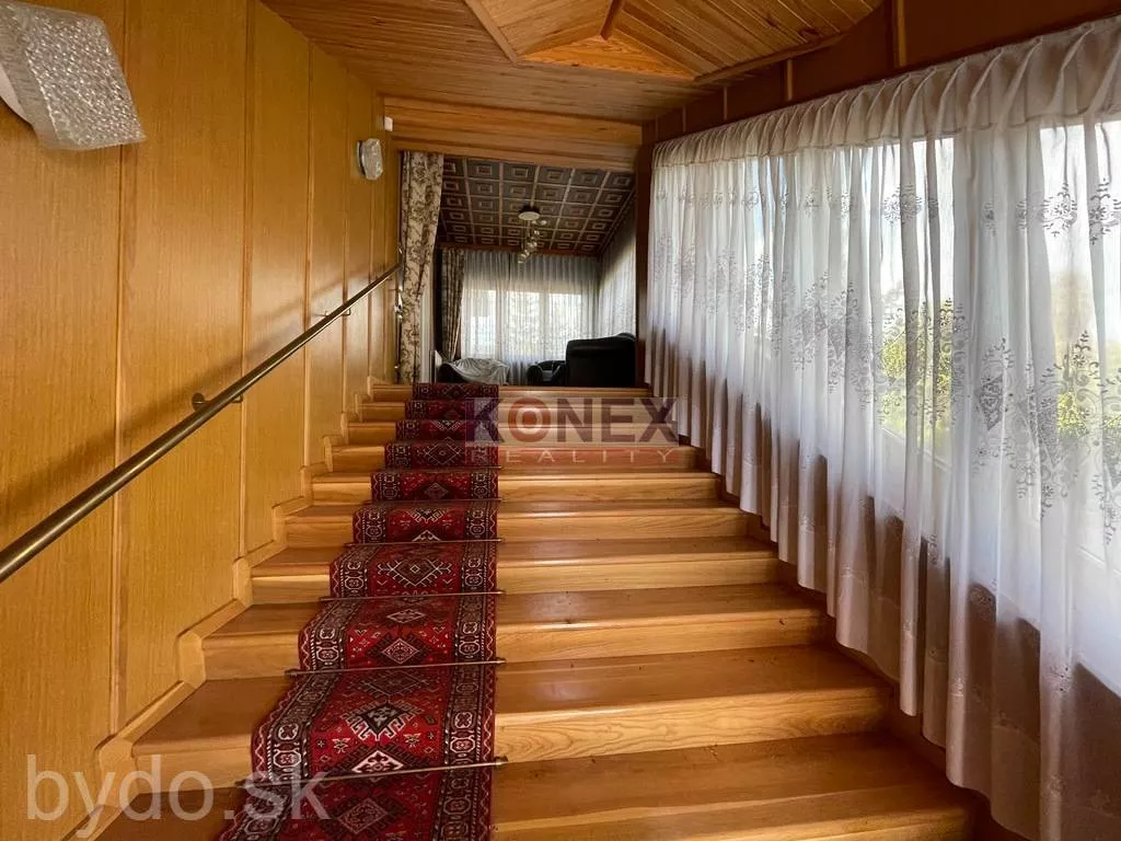 EXKLUZÍVNA PONUKA! Rodinný dom v obci Brehov., 102158_3