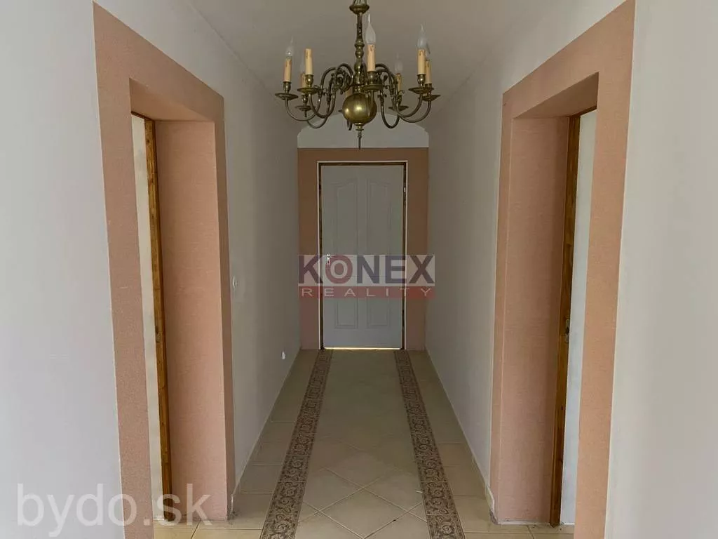 EXKLUZÍVNA PONUKA! Rodinný dom v obci Brehov., 102158_4