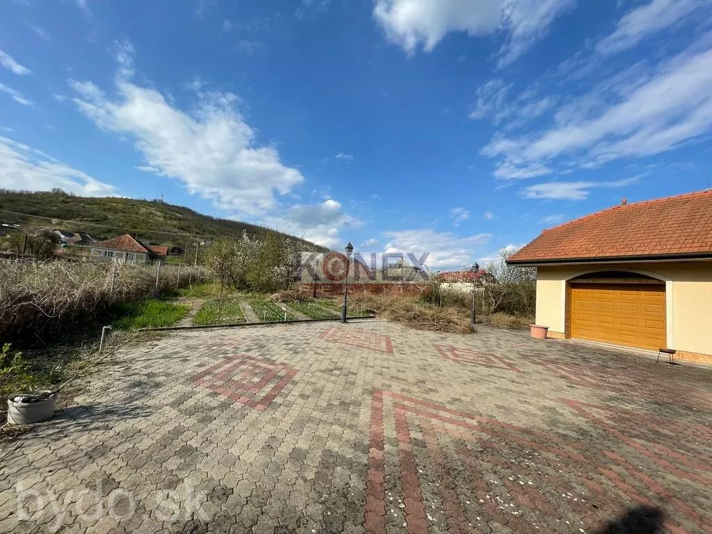 EXKLUZÍVNA PONUKA! Rodinná vila v obci Brehov., 102161_16