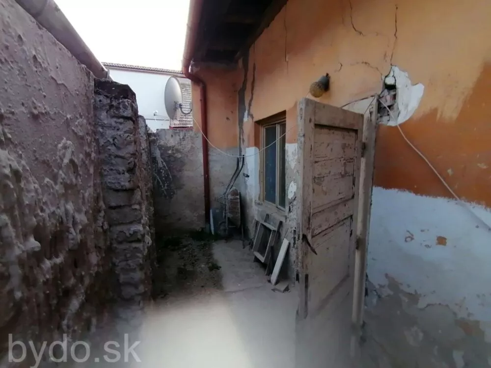 Objekt pre obchod na predaj 186m2, SNP, Šahy, 103007_13