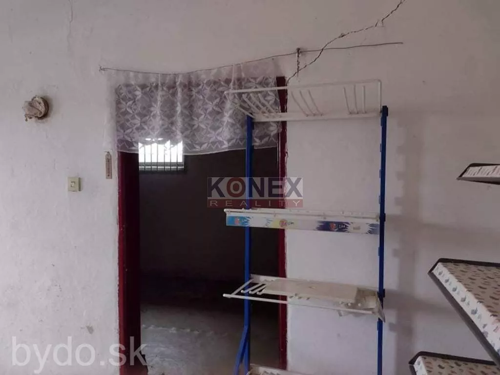 NA PREDAJ! Nehnuteľnosť v obci Ižkovce., 104953_4