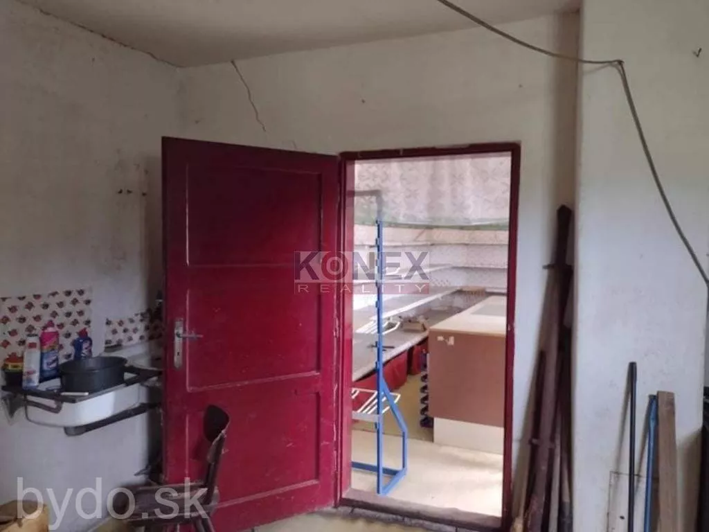 NA PREDAJ! Nehnuteľnosť v obci Ižkovce., 104953_7