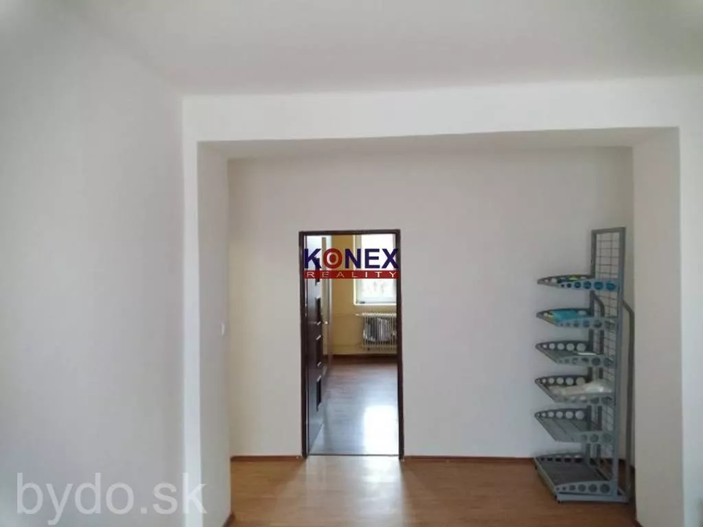 Krásny rekonštruovaný 2-izbový byt vo Veľkých Kapušanoch., 112066_1