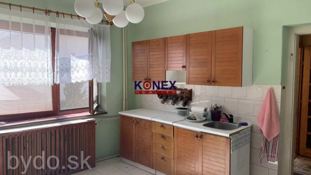 Rodinný dom na predaj, Veľaty, 114793_8