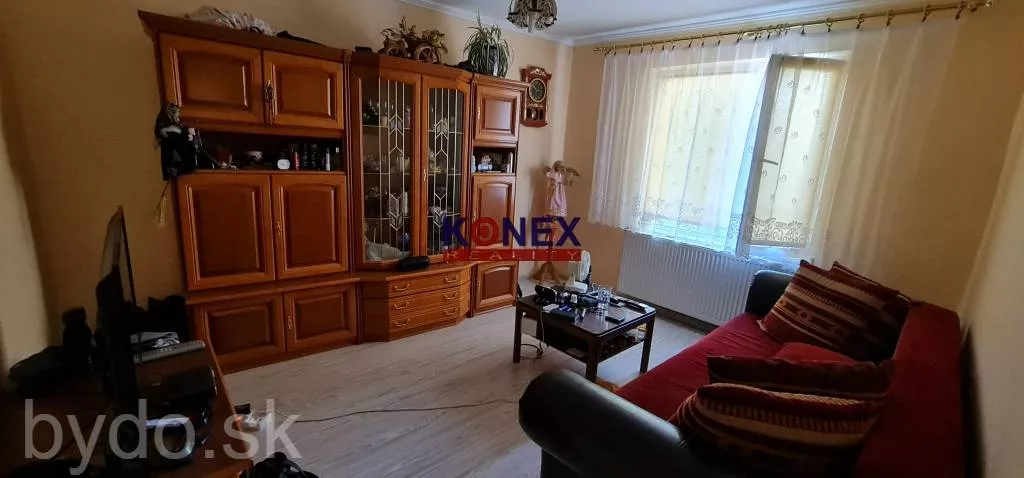 Krásny rodinný dom vo Veľkých Kapušanoch., 115652_6