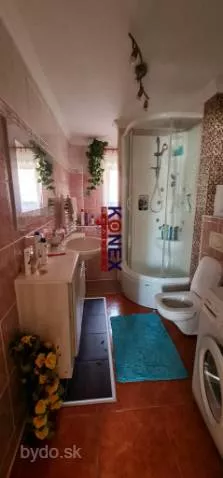 Krásny rodinný dom vo Veľkých Kapušanoch., 115652_7