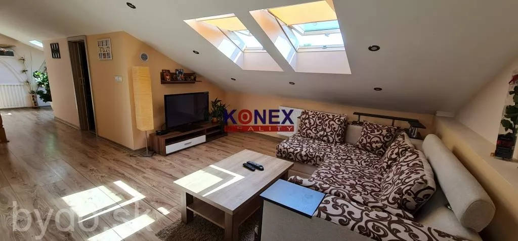 Krásny rodinný dom vo Veľkých Kapušanoch., 115652_11