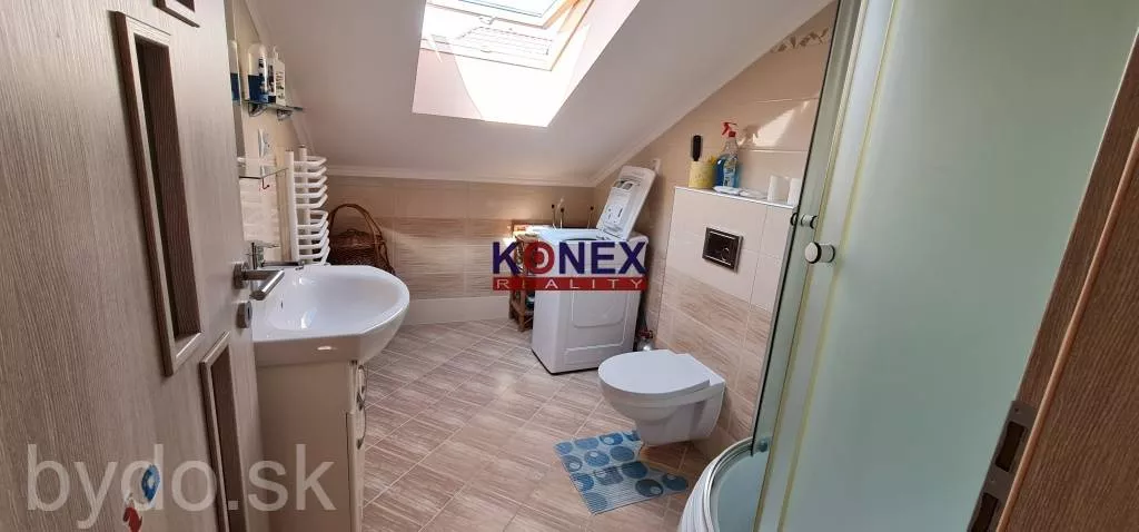 Krásny rodinný dom vo Veľkých Kapušanoch., 115652_14