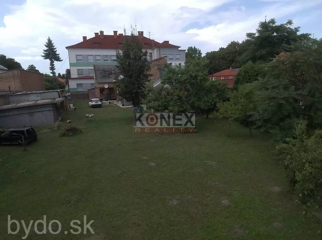 Rodinný dom s veľkým pozemkom blízko centra Michaloviec, 116129_1