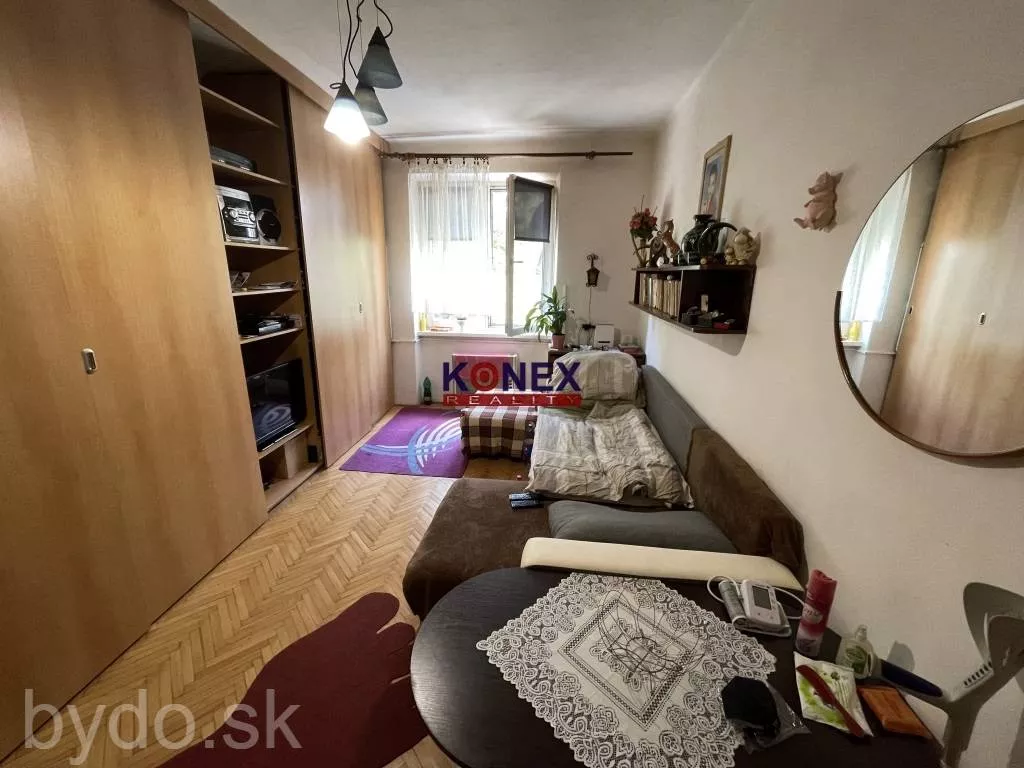 JEDINEČNÁ PONUKA! 2-izbový byt pri centre Michaloviec, 116156_2