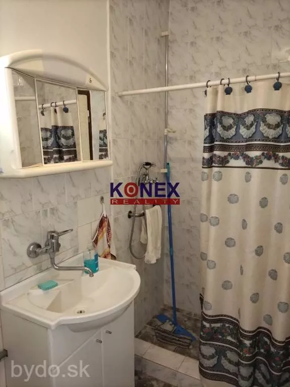 ZAUJÍMAVÁ PONUKA! Rodinný dom 5 km od Michaloviec, 116637_11