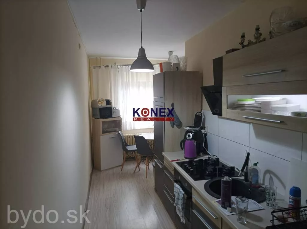 SUPER PONUKA! Rekonštruovaný 3-izbový byt – Michalovce, Komenského, 117042_0