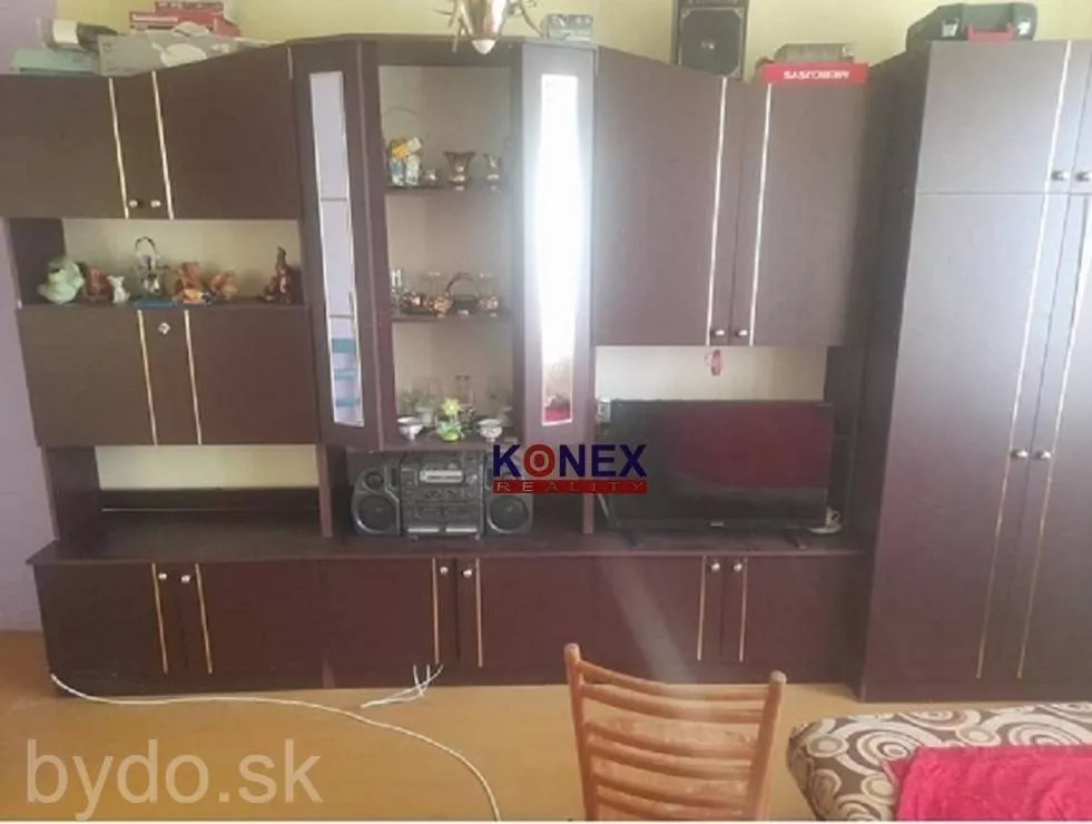 NA PREDAJ! Štvorec v obci Ižkovce, 117798_5