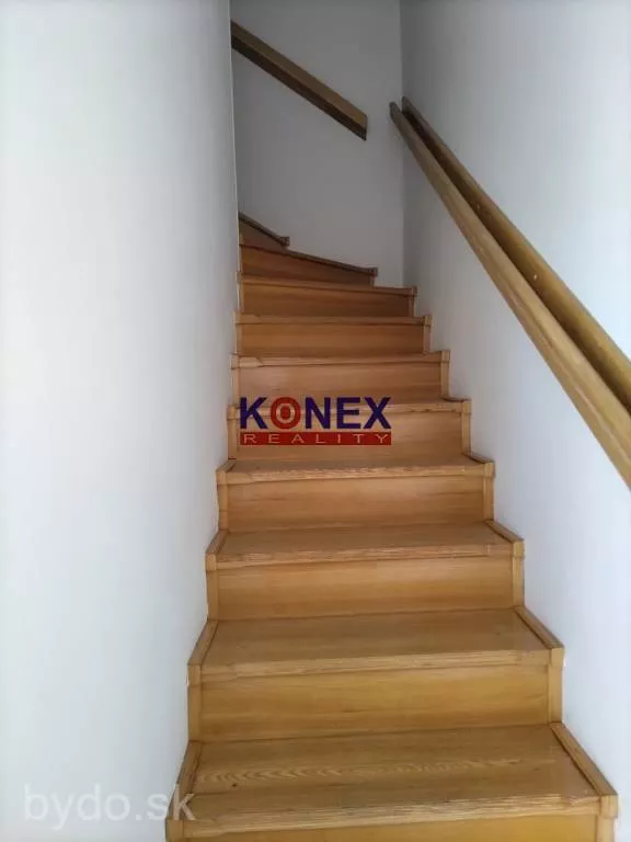 NA PREDAJ! Polyfunkčná budova s bytom v centre Michaloviec, 117851_11