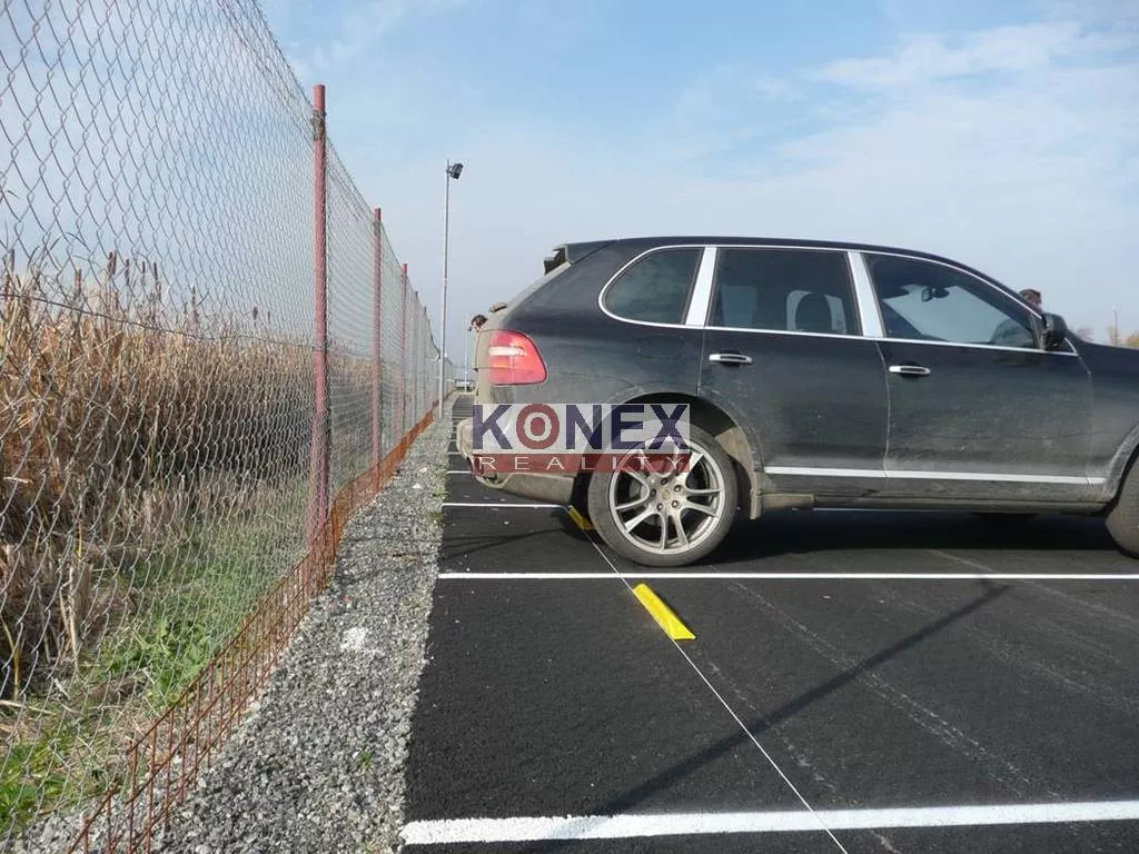 Pozemok na komerčné využitie v obci Bežovce, 118998_5