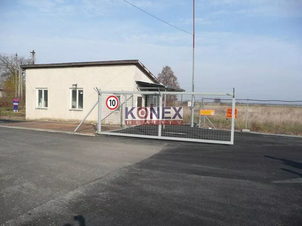 Pozemok na komerčné využitie v obci Bežovce, 118998_8