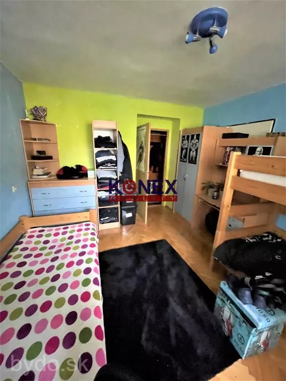 NA PREDAJ! 2-izbový byt pri centre Humenného, 118692_2