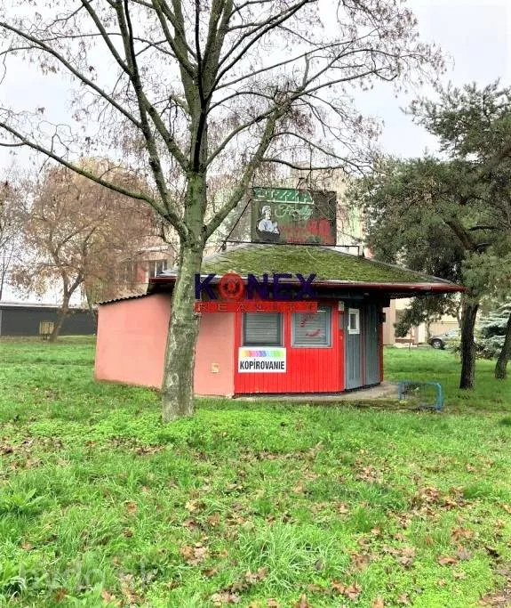 NA PREDAJ – búdka v centre Michaloviec, 119219_1