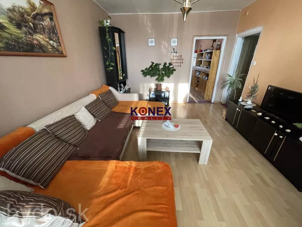 NA PREDAJ – 2-izbový byt na sídlisku Juh, Michalovce, 120218_1