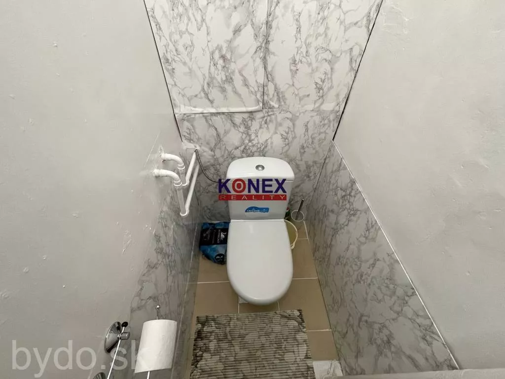 NA PREDAJ – 2-izbový byt na sídlisku Juh, Michalovce, 120218_10