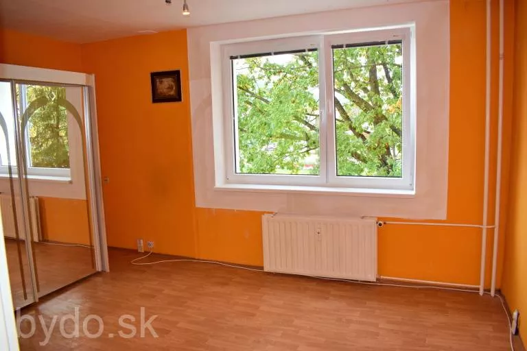 NA PRENÁJOM 1 IZBÁK S LOGGIOU V HUMENNOM, 77603_3