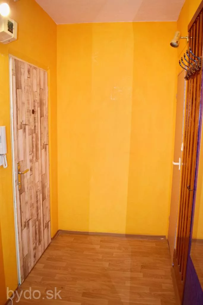 NA PRENÁJOM 1 IZBÁK S LOGGIOU V HUMENNOM, 77603_5