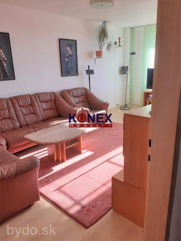 ID-6406 Pekný 3-izbový byt vo vyhľadávanej lokalite Michaloviec, 121246_0