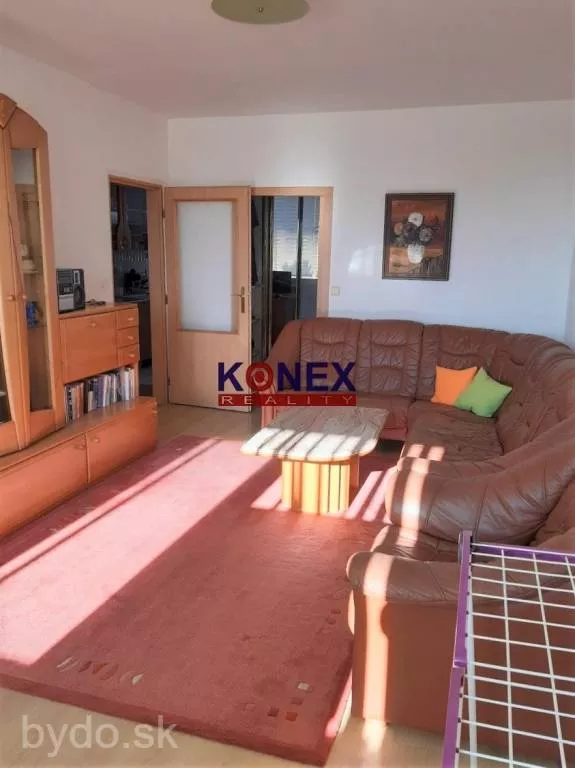 ID-6406 Pekný 3-izbový byt vo vyhľadávanej lokalite Michaloviec, 121246_1