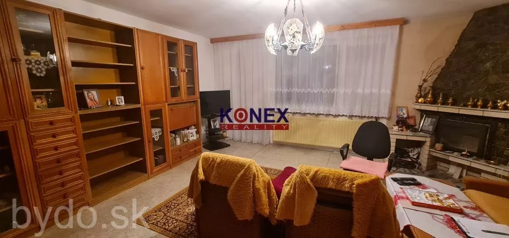 NA PREDAJ! Poschodový rodinný dom na IBV, Michalovce, 121399_1