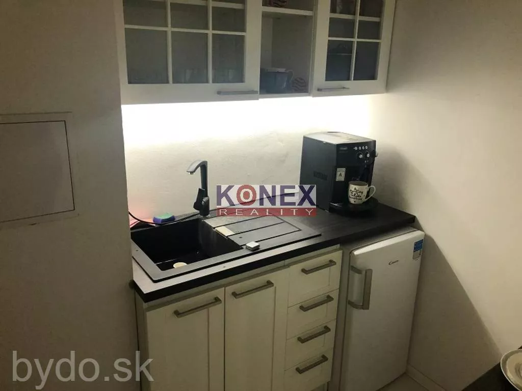 Kancelárske priestory na Špitálskej ul. – NA PREDAJ, 121405_5