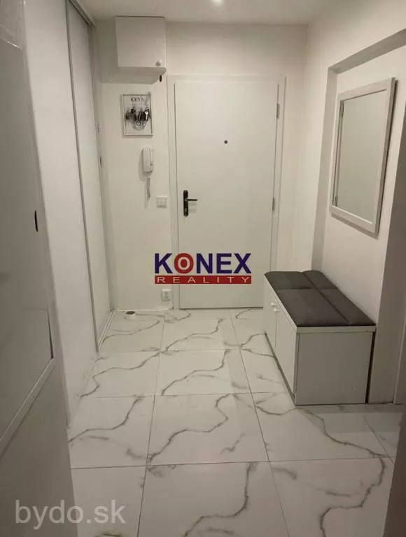 Krásny 3-izbový byt blízko centra Michaloviec, 122393_8