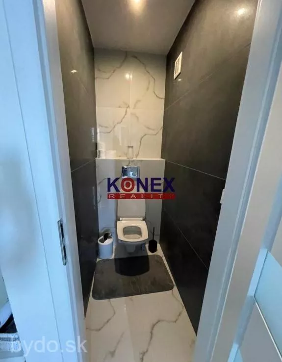 Krásny 3-izbový byt blízko centra Michaloviec, 122393_11