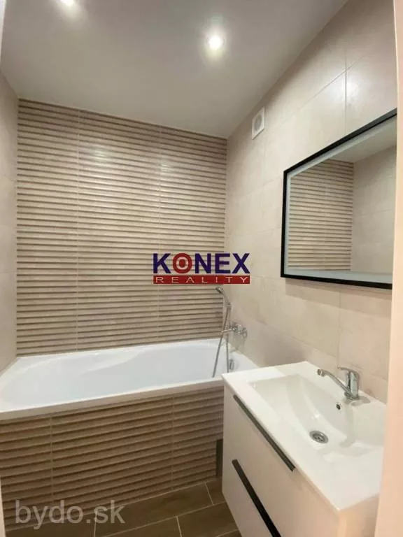 Zrekonštruovaný 2-izbový byt - sídl. JUH, Michalovce, 122967_6