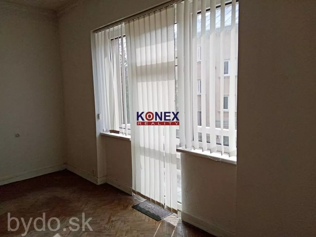 Priestory na prenájom v centre Michaloviec, 122992_2