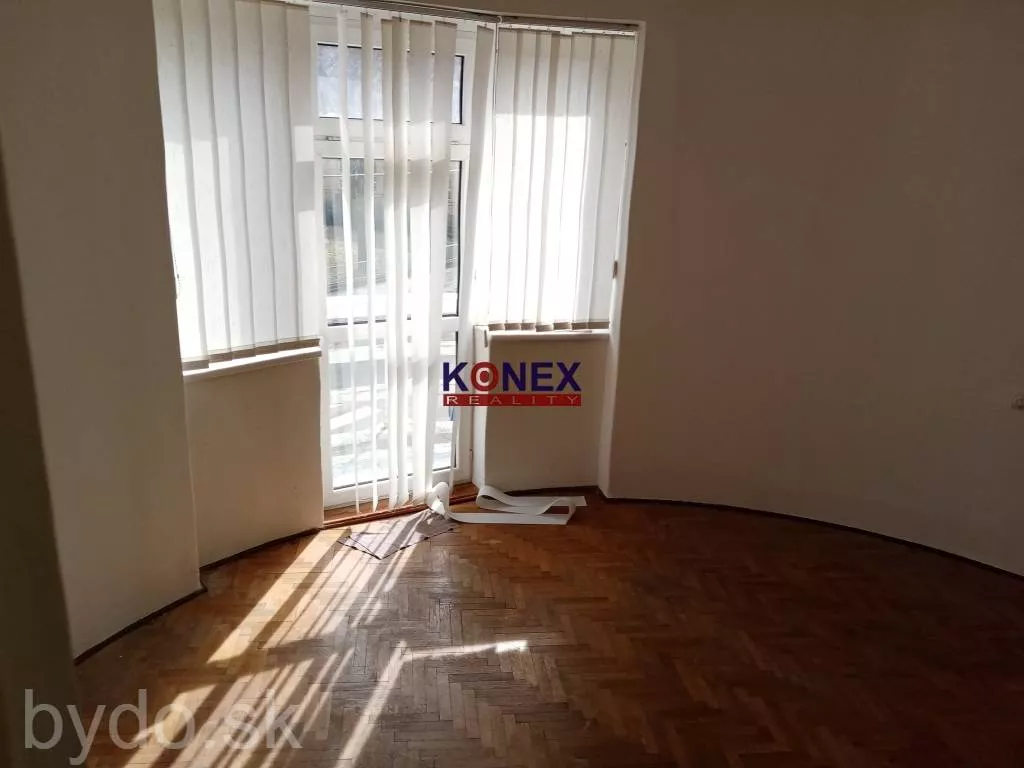 PRENÁJOM – Obchodné priestory v Michalovciach, 122993_3