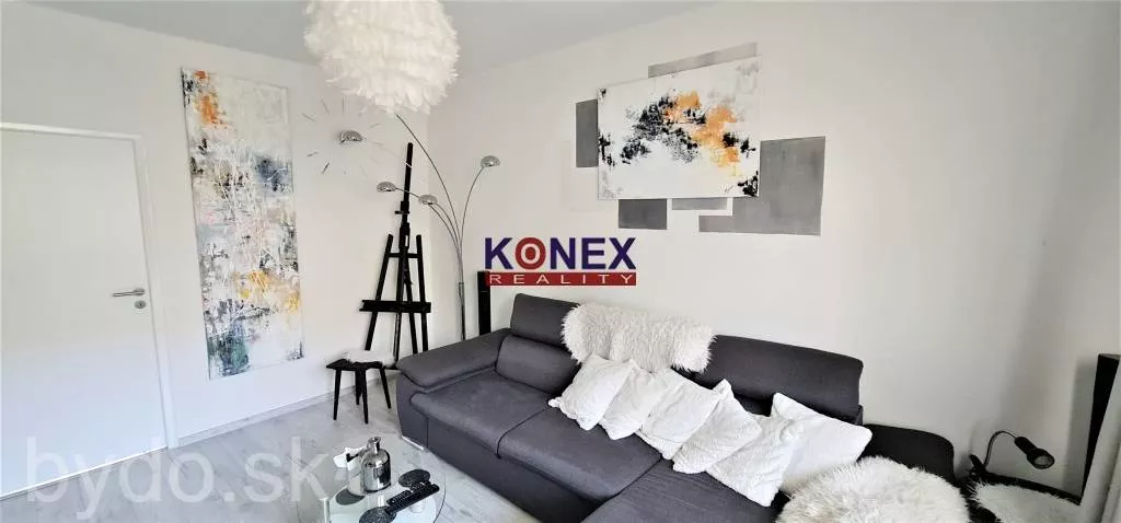 Nadštandardný 3,5-izbový byt v skvelej lokalite Michaloviec, 123065_2