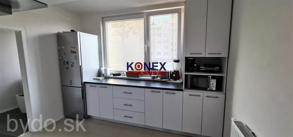 Nadštandardný 3,5-izbový byt v skvelej lokalite Michaloviec, 123065_5