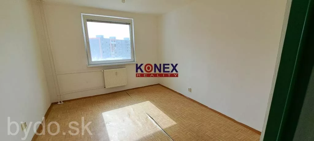 Priestranný 3-izbový byt – SNP Michalovce, 123081_1