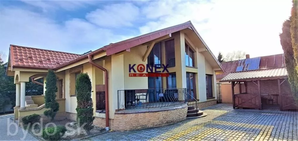 SUPER PONUKA! Rodinný dom v TOP lokalite na sídl. Stráňany, 123688_0